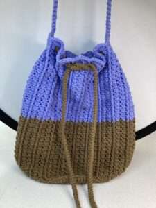 free-crochet-patterns-tote-bag-periwinkle-khaki