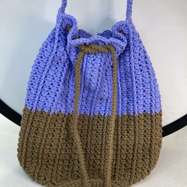 free-crochet-patterns-tote-bag-periwinkle-khaki