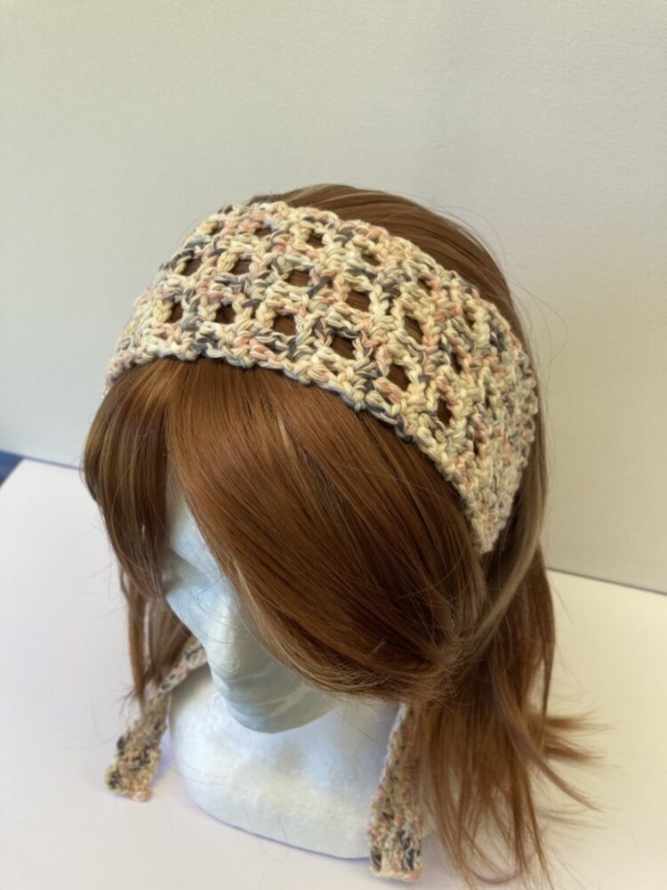 boho-crochet-headband-on-mannequin