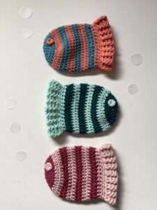 bath-fun-fishy-bath-mitts-handmade-crochet