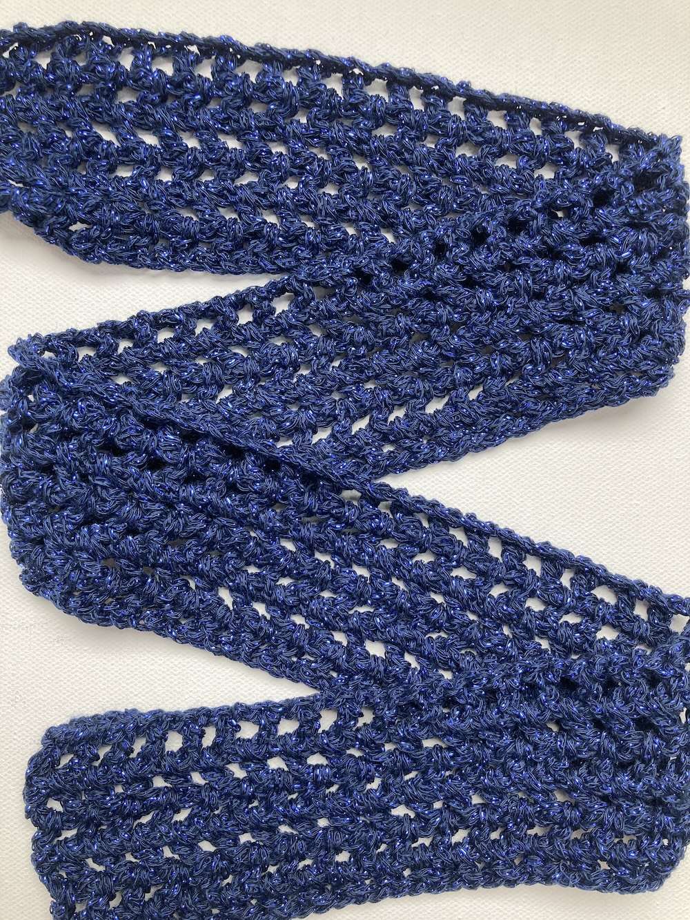 crochet-scarf-navy