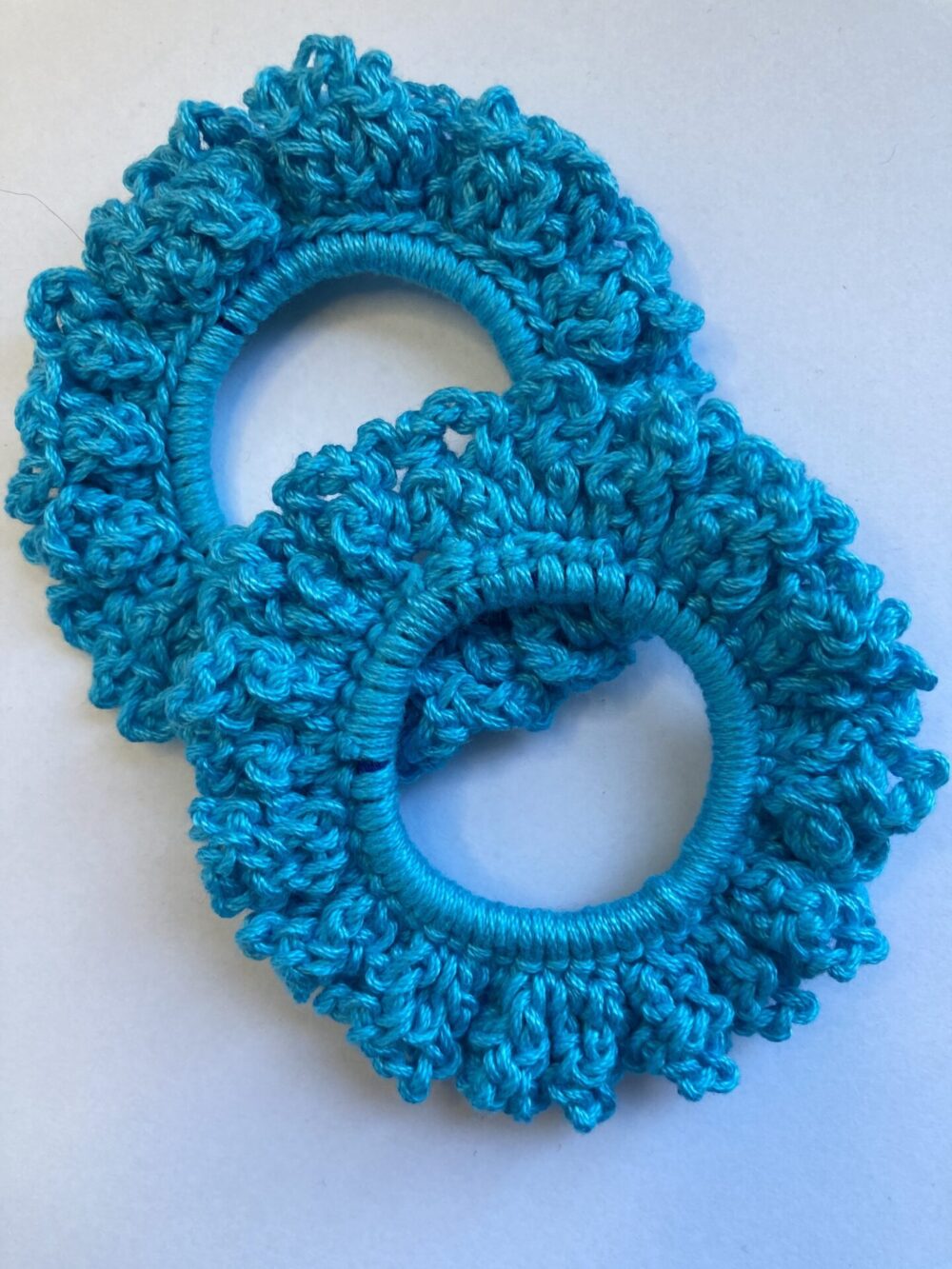 scrunchies-single-cotton-crochet-bright-blue