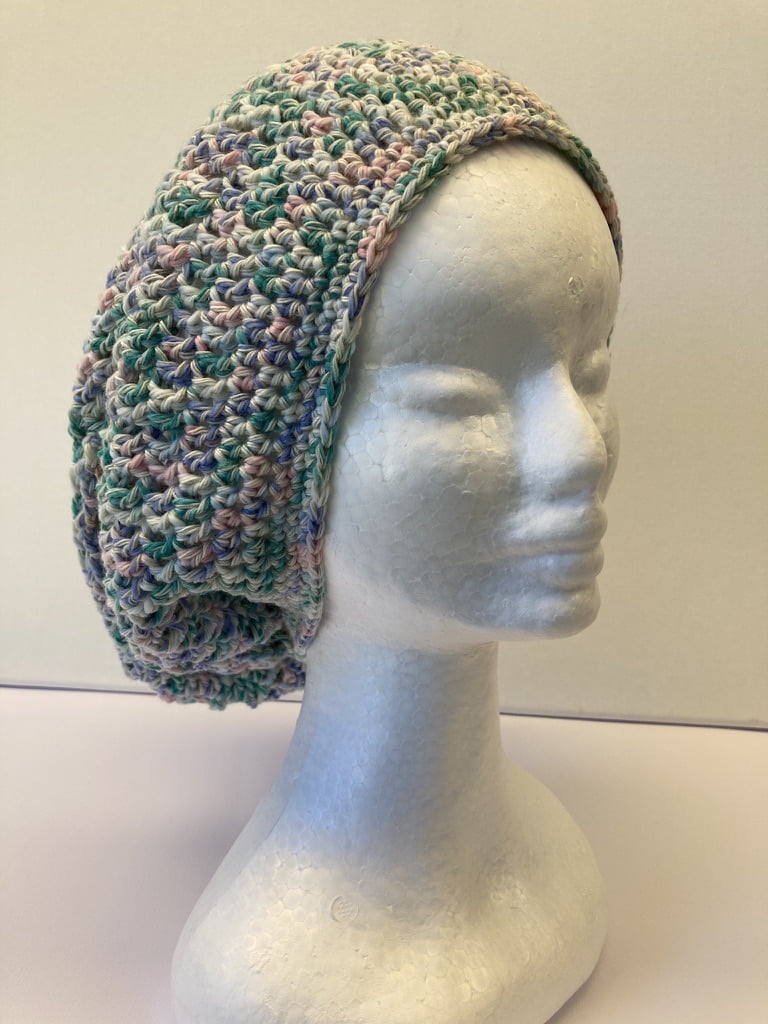 slouch-hat-beanie-multicoloured-greens-and-pinks