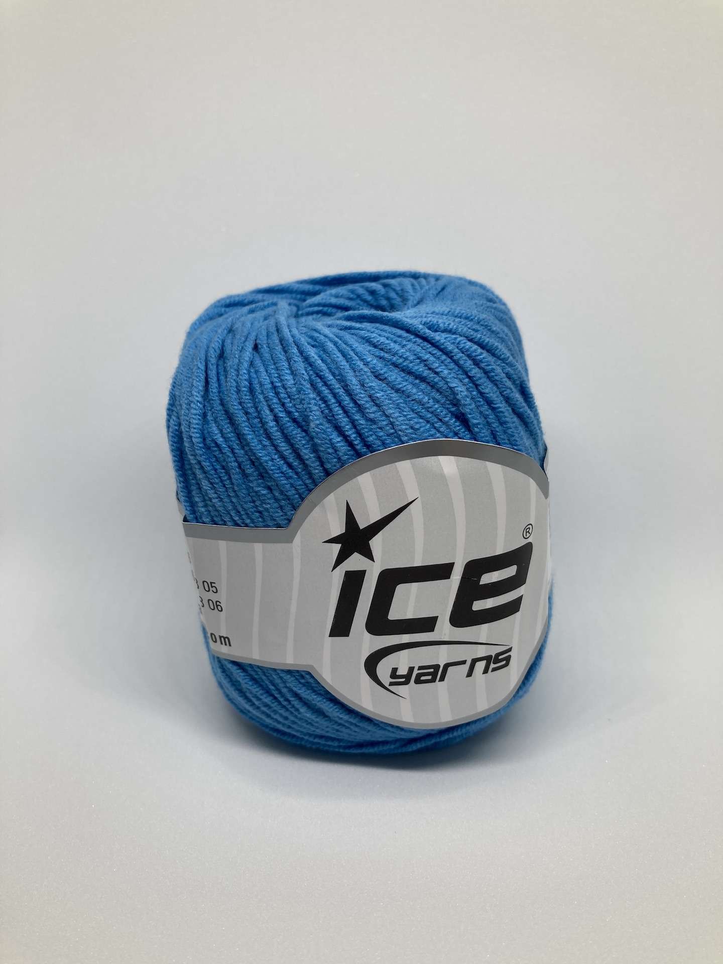 alara-8ply-yarn-blue