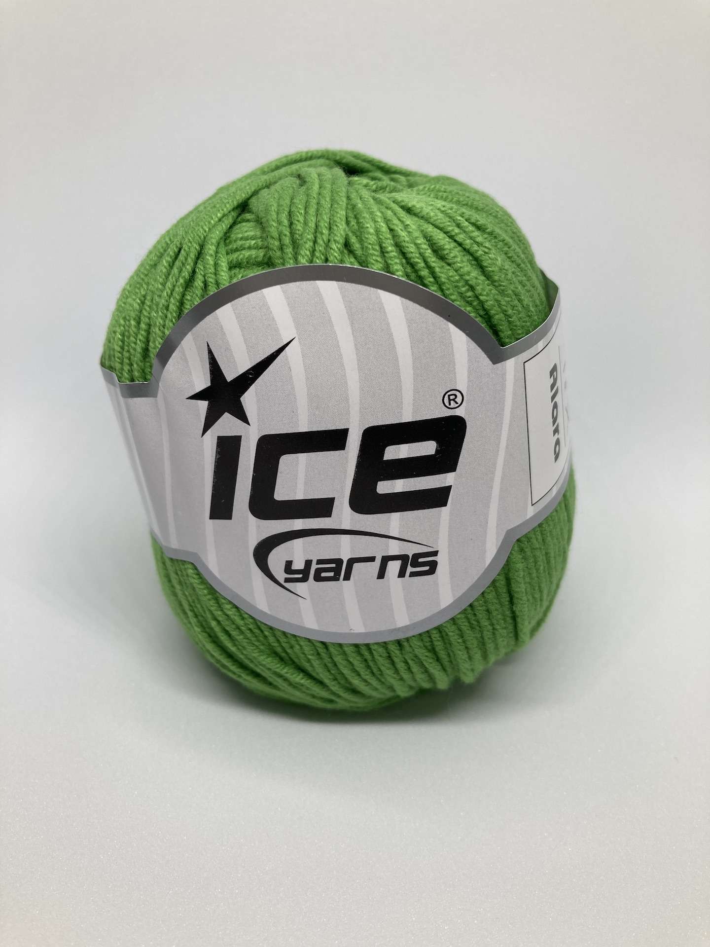 alara-8ply-yarn-green