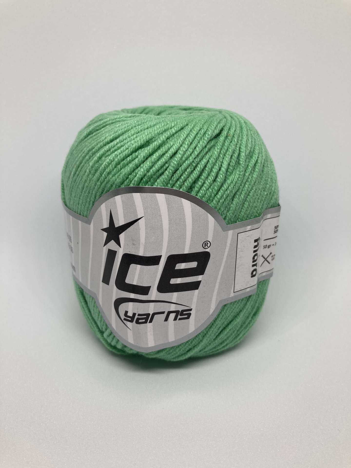 alara-8ply-yarn-light-emerald