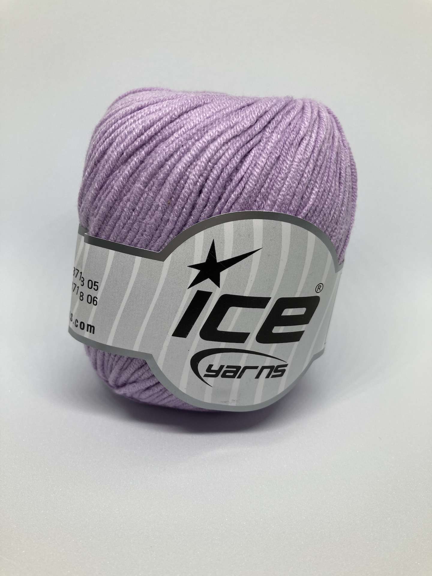 alara-8ply-yarn-lilac