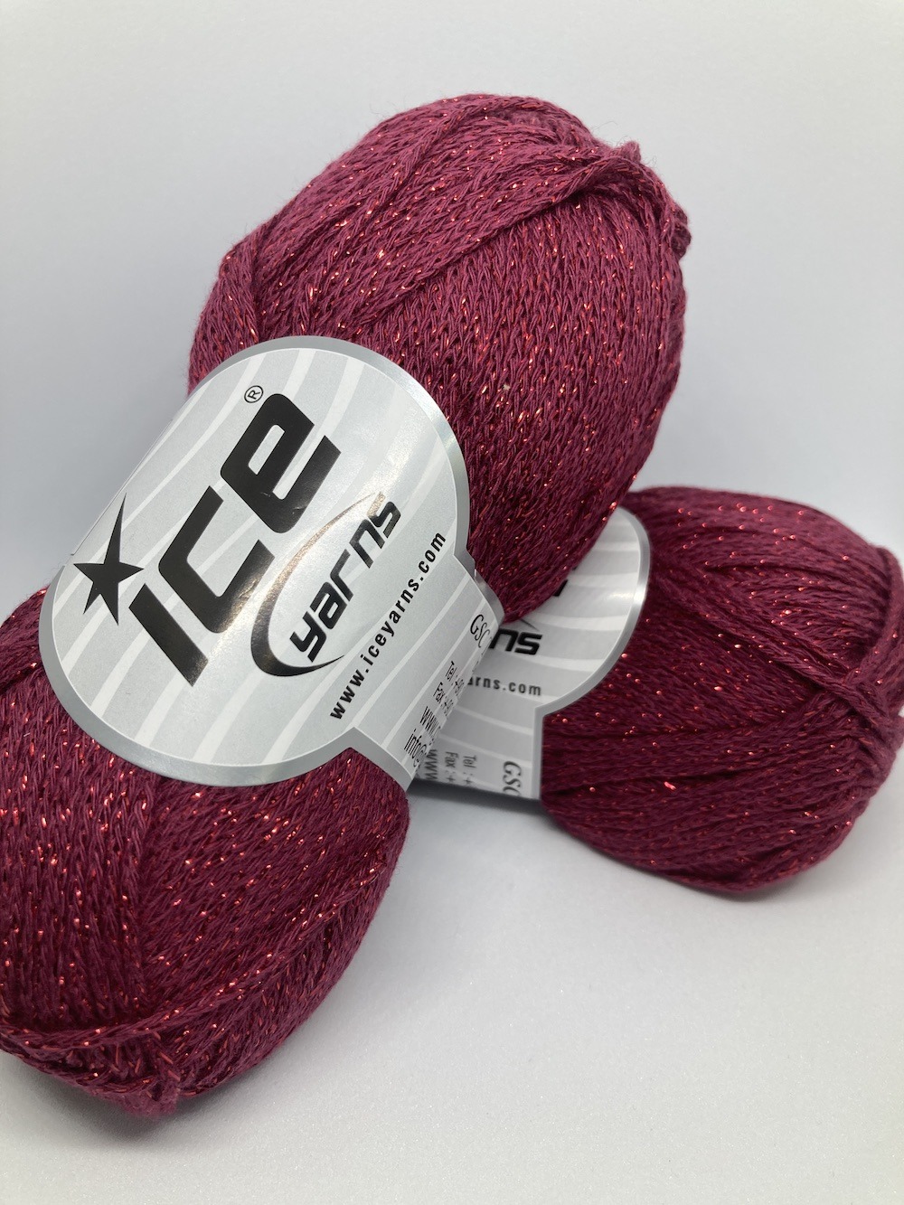 elegant-metallic-dark-fuschia-cotton-yarn