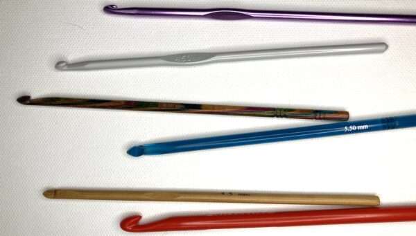 crochet-hook-selection